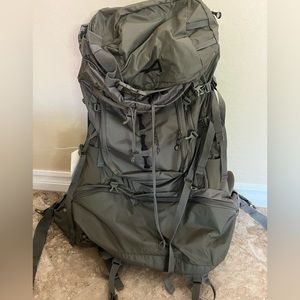 NEW Backpack - Alps Mountaineering Cascade 90L
